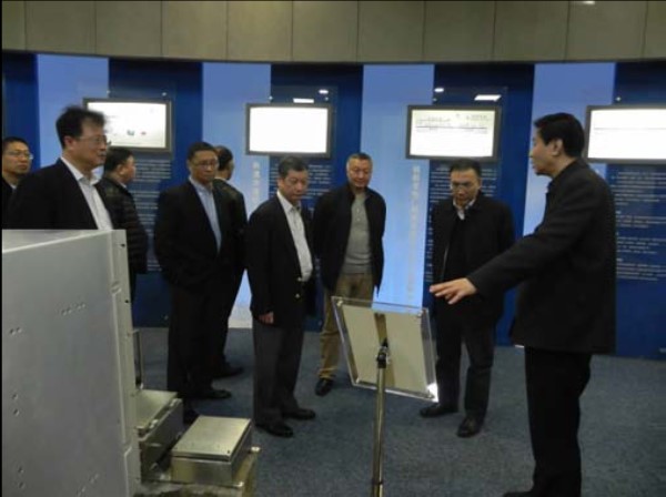 上海電器科學(xué)研究所(集團(tuán))有限公司領(lǐng)導(dǎo)一行蒞臨本公司交流—— 組合優(yōu)勢(shì)借鑒經(jīng)驗(yàn)共謀發(fā)展