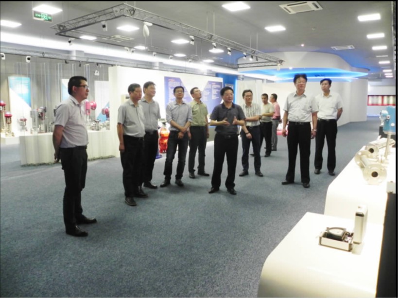 上自儀公司與業(yè)內(nèi)企業(yè)探索建筑工業(yè)化業(yè)務(wù)發(fā)展線路圖加強業(yè)務(wù)需求對接再譜合作新篇章