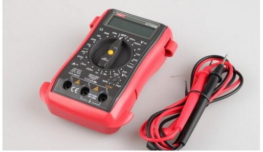 萬用表可測試電路連續(xù)性并解決測量定位和識別問題